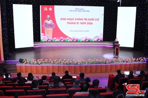 'Đảng ủy Báo và phát thanh, truyền hình Sơn La sinh hoạt chính trị dưới cờ