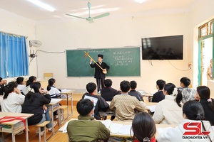 'Giữ trọn hồn then bên dòng Đà giang