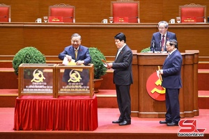 Đại hội XIV tiến hành thảo luận và thực hiện các nội dung về công tác nhân sự Ban Chấp hành Trung ương Đảng khóa XIV
