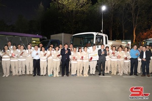 Thường trực Tỉnh ủy thăm, động viên các lực lượng trực đêm giao thừa