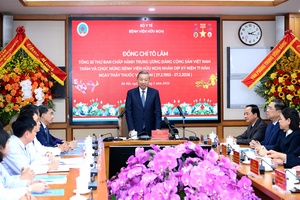 Giữ vững và phát huy giá trị cốt lõi của ngành y tế, chăm sóc sức khỏe toàn dân
