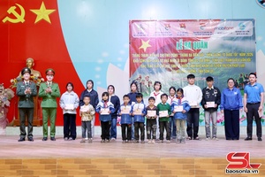 Chương trình “Tháng Ba biên giới - biên cương Tổ quốc tôi”