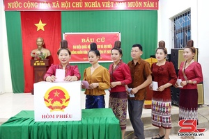 Sơn La nô nức Ngày hội non sông