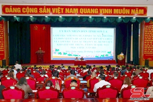 Đồng chí Phó Chủ tịch Thường trực UBND tỉnh làm việc với các xã, phường khu vực Mộc Châu, Vân Hồ về sắp xếp viên chức y tế