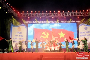 'Hấp dẫn phần thi sân khấu hóa tác phẩm văn học, sự kiện lịch sử