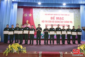 'Hội thi cán bộ giảng dạy chính trị, báo cáo viên giỏi của Bộ Chỉ huy Quân sự tỉnh