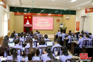 'Tập huấn sử dụng Bàn làm việc số và phần mềm Quản lý nhân sự ngành Kiểm sát nhân dân