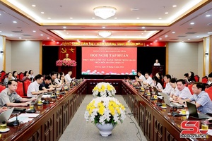 'Đảng ủy UBND tỉnh Sơn La tập huấn thực hiện 4 thủ tục hành chính của Đảng trên môi trường điện tử