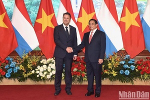 Luxembourg Prime Minister concludes official visit to Vietnam
