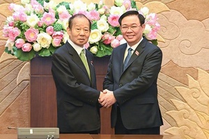 Top legislator receives Chairman of Japan - Vietnam Parliamentary Friendship Alliance
