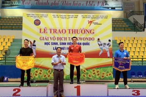 Sơn La cựt đảy 8 HCV, 6 HCB, 4 HCĐ nẳng Giải vô địch Taekwondo học sinh, sinh viên tễnh cá mưỡng