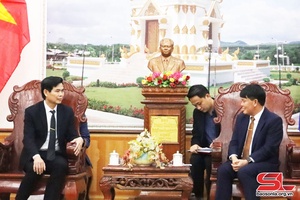 Đồng chí Chủ tịch UBND tỉnh Sơn La chôm chiềng Bun Pi May tỉnh Bò Kẹo