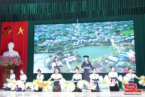 Contest promotes Thai costumes in Phu Yen district 