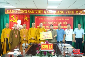 Vietnam Buddhist Sangha supports people in Son La’s disaster-hit areas 