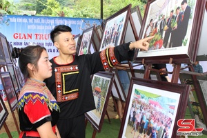 'Photos featuring beauty of Thuan Chau on display