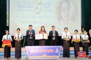 'Outstanding students commended 