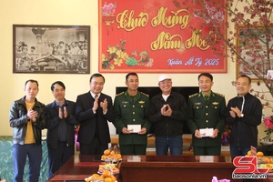 'Son La city Party Committee delegation pays pre-Tet visit to Muong Leo Border Guard Station