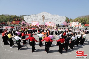 Spring festival celebrates Party’s founding anniversary, welcomes Year of the Snake