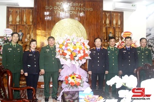 'Agencies, units congratulate border guards on traditional day