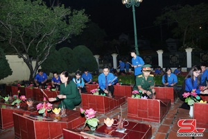 ' Lễ tảy hường chứ ờn mú Anh hung liệt sĩ