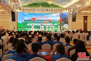 'Hnuz grâuv pax zok nriar hâux lưv uô huyện Mộc Châu shông 2025