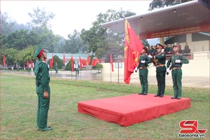 Lễ nhẳn chào chiến sĩ máư pì  2025