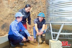 'Project relocates residents from disaster-prone areas in Suoi Sat hamlet