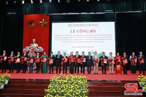 'Sơn La fuô têx nghị quyết, quyết định ntơưv Trung ương thiaz ntơưv tỉnh lok sâuv lês nov hâu thax tsav oz cấp; tsa tơưv têx tổ chức đảng; xair nênhs uô hâux lưv cấp ủy, thơưx car HĐPX, UBPX, MTTQ Việt Nam cấp xã