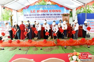 Work begins on Yen Chau – Ta Khoa provincial road 