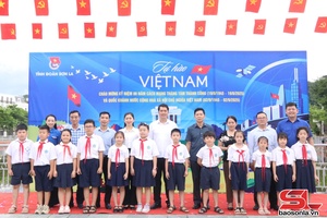 'Dệt lẹo cánh àu khảu xủ công trình thanh niên