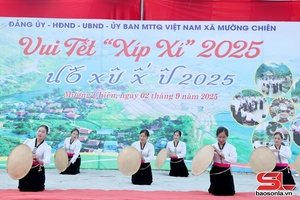 'Cultural performances, folk activities held in Muong Chien