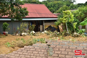 'Moc Son ward mobilises all resources to address flood damage