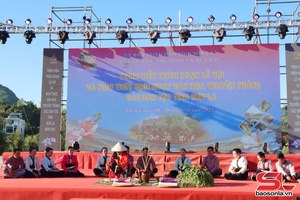 Pộn dỏn tánh tăm lau pàng xền, hịt khong ngươn lang khòng po me chựa nọi côn tỉnh Sơn La: Tánh tăm lau pàng hội Lạ cò núa
