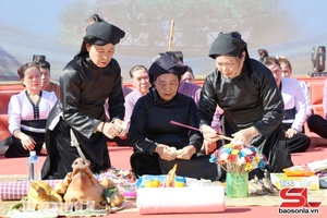 Son La’s ethnic traditions shine in Moi festival performance