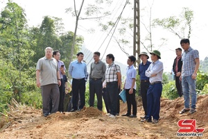 'Site clearance for Hoa Binh – Moc Chau Expressway project accelerated