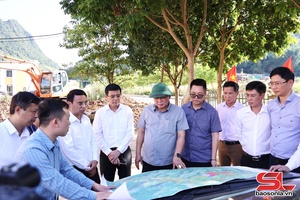 Standing Deputy Secretary of provincial Party Committee works with Muong Khieng, Muoi Noi, and Chieng La communes