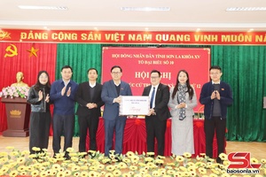 Group No. 10 of provincial People’s Council meets Chieng Sung voters