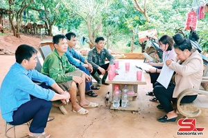 Xã Chiêng Khoong nho số côn dệt vịa cài bók sòn khửn cài 60%