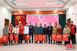 “Humanitarian Tet” gift-giving programme 2026 held in Chieng Lao commune