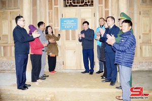 'Giào ngơn cốc tẳng tánh hươn dú hảư 12 chua hươn cặt nẳng xã Yên Sơn