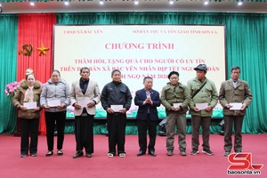 Nhôm xỏng chương hảư côn đảy dân mương tin chưa nẳng xã Tà Xùa cánh Bắc Yên