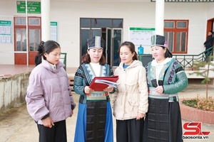 249 hội viên, pox niav xã Xím Vàng tâu txaik pênhr nhiax chính sách