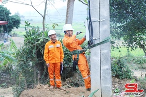 Xã Gia Phù mi cài 99% số chua hươn đảy xủ điển tiêng àn