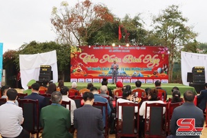 Cxiax cxênhv “Muk trâu qơư uô têz qơư –Jông siaz trâu Mường Chanh”