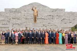 Têx đồng chí nov chox car tỉnh thiaz đại biểu HĐPX tỉnh hlơưr shaz ntơưv Thax hlơưr shaz trâu Zơưv Côngz Hôx thiaz ntơưv tiax nza Liệt sĩ Tsêr tux Sơn La