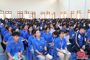 '2026 admission, career guidance fair held in Son La