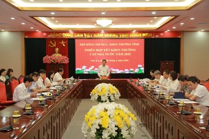 'Phiền họp xét danh xừng nhọng cấp Hươn mương pì 2025