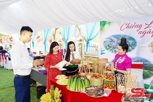 'Cxơưz kôngz lông xã Chiềng La huôv tsar truôx njês