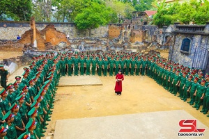 Choz kria cênhz cưv trâu chiến sĩ yiaz Trung đoàn 754