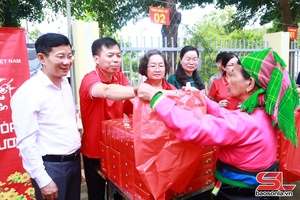 Chương trình Chợ nghịa hặc nẳng xã Pắc Nga